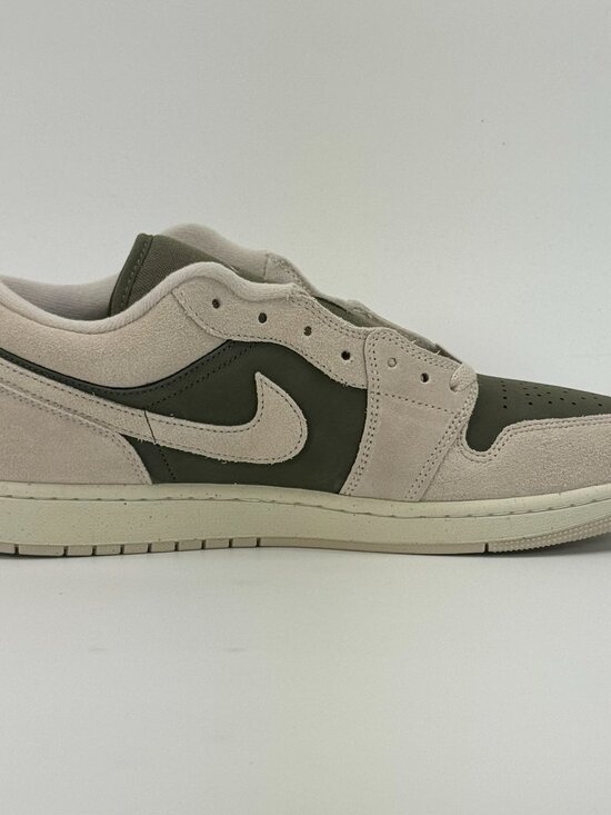 Air Jordan 1 Low \'Medium Olive\' HV4089-201 size 11